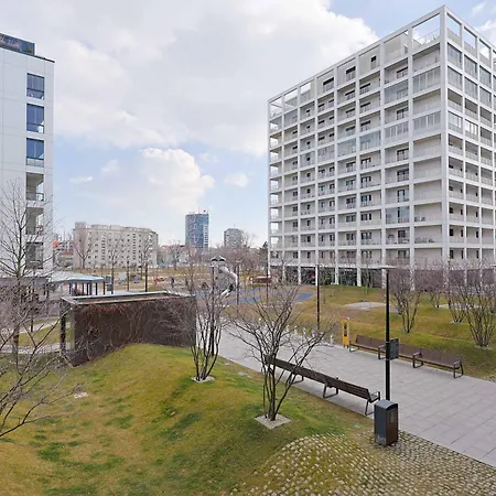 Urban Hideout With Free Parking Apartman *