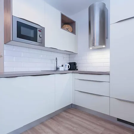 Urban Hideout With Free Parking Apartment Pressburg