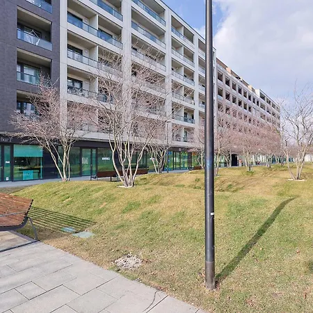 Apartment Urban Hideout With Free Parking *