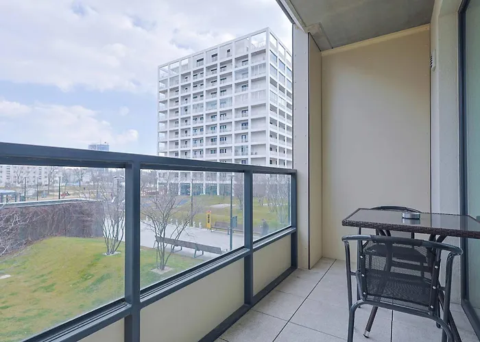 Urban Hideout With Free Parking