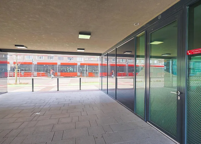 Urban Hideout With Free Parking *